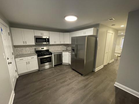 8024 S Emerald Ave, Chicago, IL 60620 photo 3