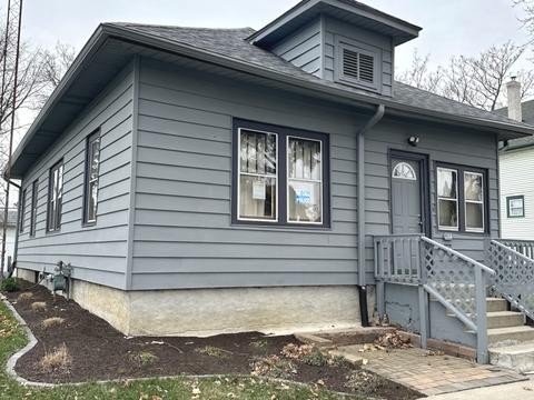 1354 E Bourbonnais St, Kankakee, IL 60901 photo 1