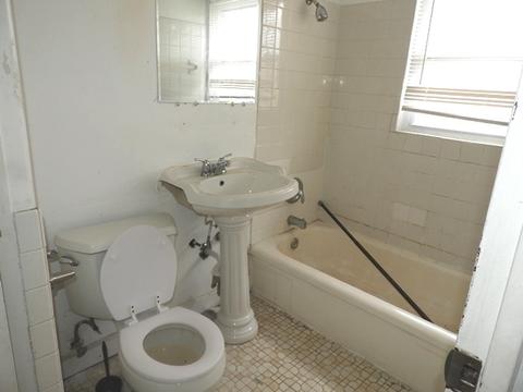 8 Dunham Rd, Park Forest, IL 60466 photo 14