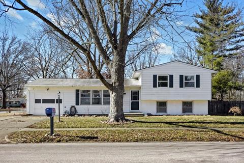 1727 Crescent Dr, Champaign, IL 61821