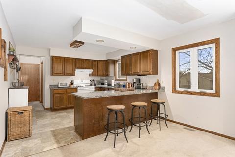 4915 Hickory Way, Johnsburg, IL 60051 photo 12