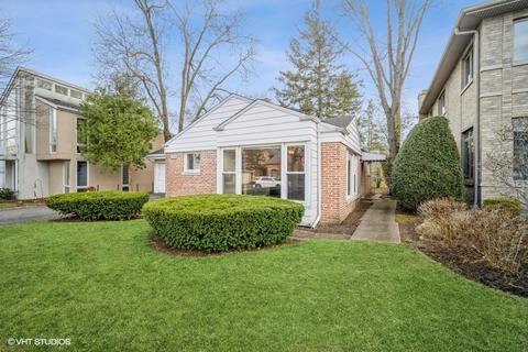 2533 Illinois Rd, Northbrook, IL 60062 photo 2