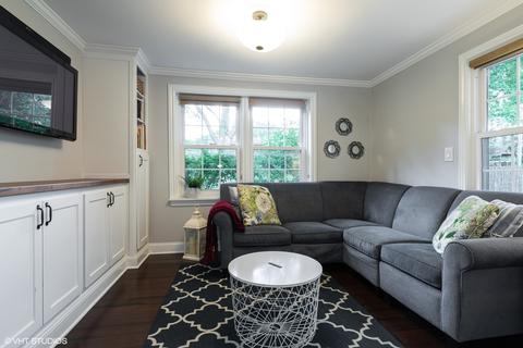 930 Rolling Pass, Glenview, IL 60025 photo 9