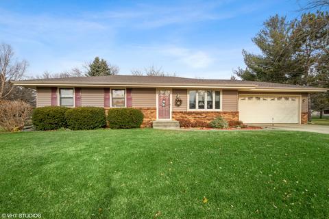 3746 Falling Leaf Dr, Rockford, IL 61109 photo 1