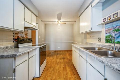 1925 E Oakton St #1C, Des Plaines, IL 60018 photo 7
