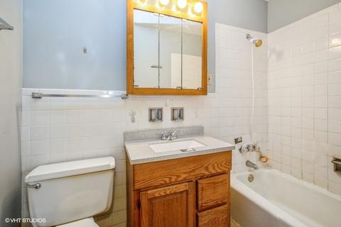 1925 E Oakton St #1C, Des Plaines, IL 60018 photo 11