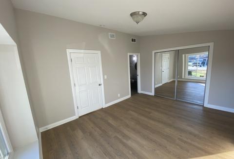 2211 W Riverside Dr, Mchenry, IL 60050 photo 12