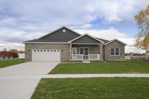 875 Meadowbrook Ln, Bourbonnais, IL 60914