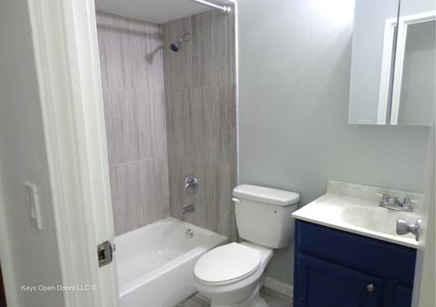 255 Gregory St #5A, Aurora, IL 60504 photo 5
