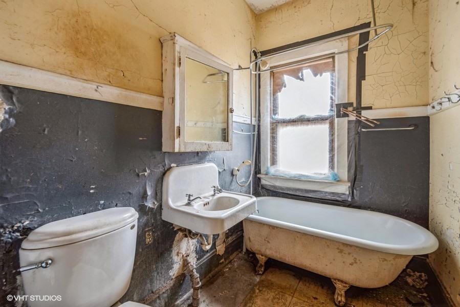  7226 S Yale Ave, Chicago, IL 60621 photo 11