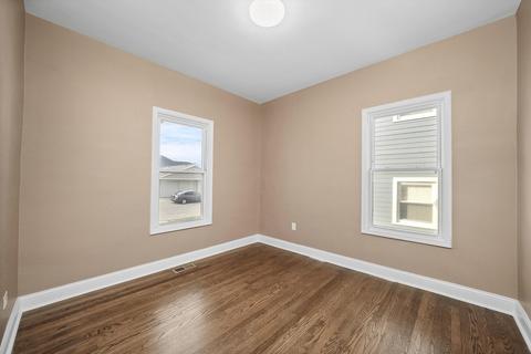 5439 S Hunt Ave, Summit, IL 60501 photo 10