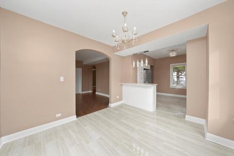 5439 S Hunt Ave, Summit, IL 60501 photo 14