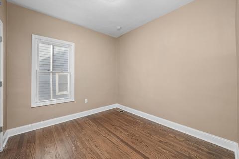 5439 S Hunt Ave, Summit, IL 60501 photo 8