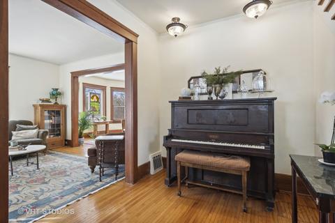 2 S326 Deerpath Rd, Batavia, IL 60510 photo 2