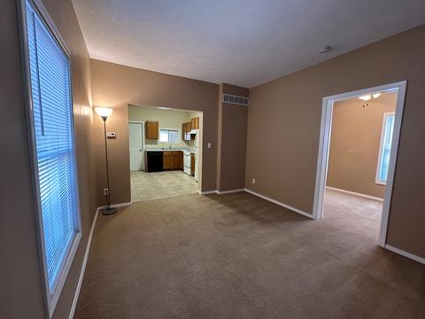 405 Beecher St, Bloomington, IL 61701 photo 6