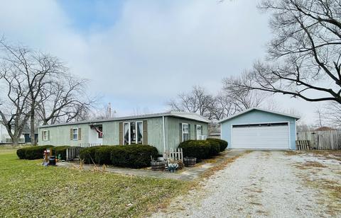 407 N 6th St, Cornell, IL 61319 photo 2