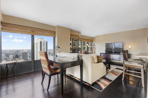30 E Huron St #4404, Chicago, IL 60611 photo 3