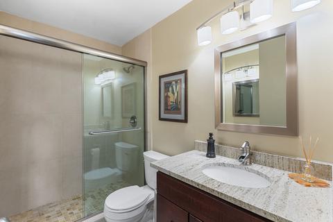 30 E Huron St #4404, Chicago, IL 60611 photo 13