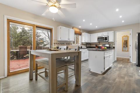 2001 Madison Ave, Gurnee, IL 60031 photo 7