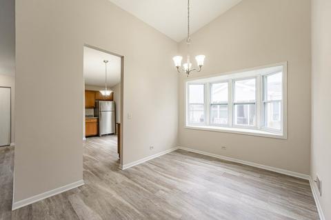 1081 Devonshire Ave, Naperville, IL 60540 photo 3