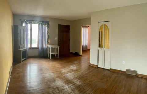 1315 8th Ave, Sterling, IL 61081 photo 5