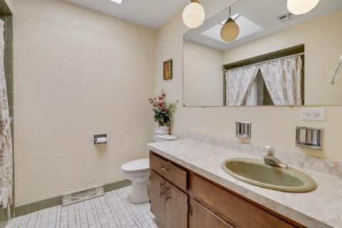 1630 Victoria Ave, Berkeley, IL 60163 photo 20