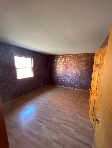 640 W Eggerding Dr, Addison, IL 60101 photo 9