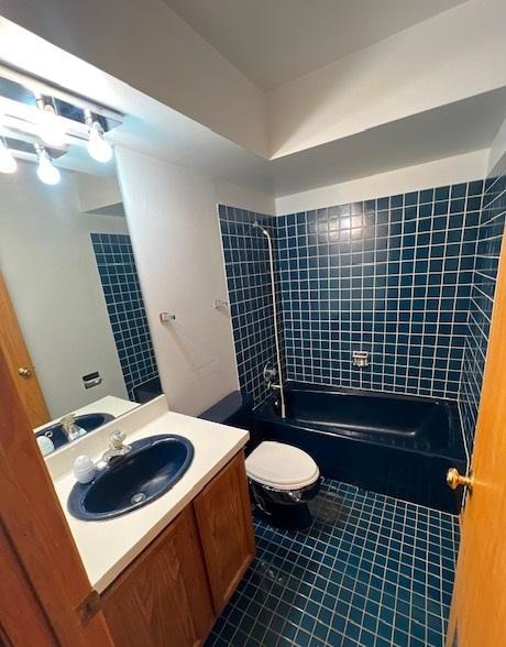 640 W Eggerding Dr, Addison, IL 60101 photo 6