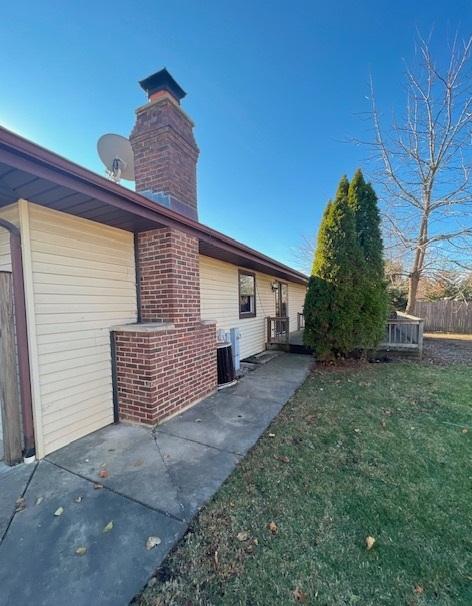 640 W Eggerding Dr, Addison, IL 60101 photo 15