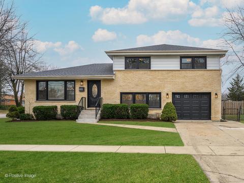 1300 Marcy Ln, Wheeling, IL 60090 photo 1