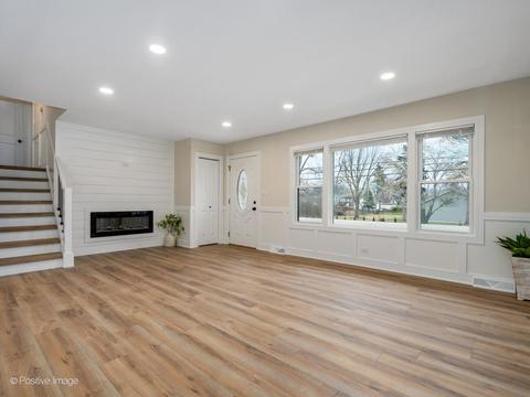 1300 Marcy Ln, Wheeling, IL 60090 photo 4