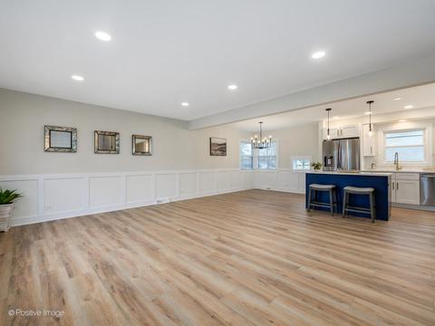 1300 Marcy Ln, Wheeling, IL 60090 photo 7