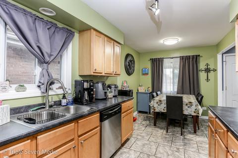 5228 State Rd, Burbank, IL 60459 photo 5