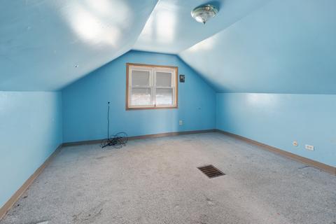 2553 N Mcvicker Ave, Chicago, IL 60639 photo 16