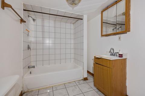 2553 N Mcvicker Ave, Chicago, IL 60639 photo 18