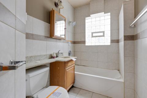2553 N Mcvicker Ave, Chicago, IL 60639 photo 9