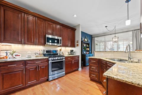178 Partridge Ln, Bartlett, IL 60103 photo 8