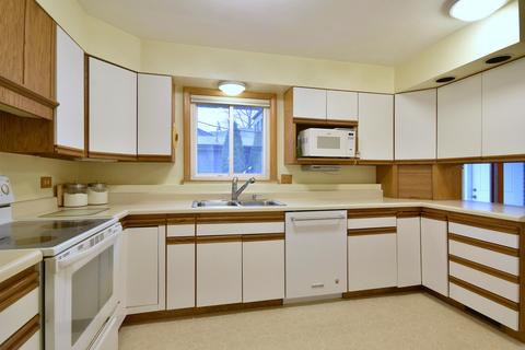 345 E Webster Ave, Elmhurst, IL 60126 photo 12