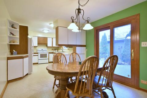 345 E Webster Ave, Elmhurst, IL 60126 photo 9