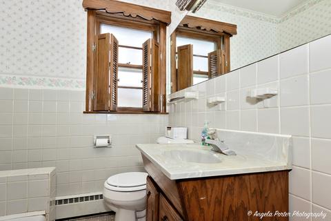 111 N Maple St, Mount Prospect, IL 60056 photo 10