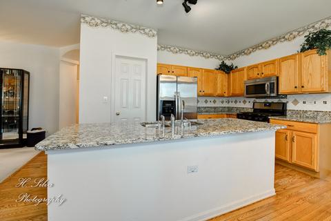 1880 Broadsmore Dr, Algonquin, IL 60102 photo 6