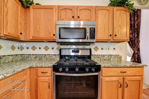 1880 Broadsmore Dr, Algonquin, IL 60102 photo 9