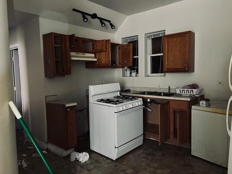 1216 E 69th St, Chicago, IL 60637 photo 8