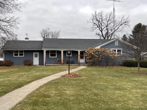 704 E Main St, Amboy, IL 61310 photo 1