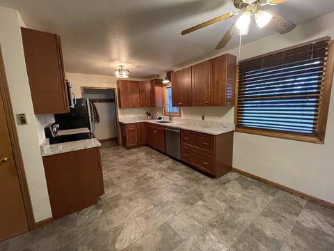 704 E Main St, Amboy, IL 61310 photo 4