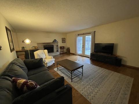 704 E Main St, Amboy, IL 61310 photo 5