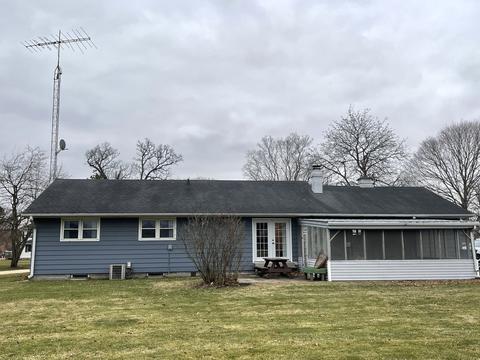 704 E Main St, Amboy, IL 61310 photo 2