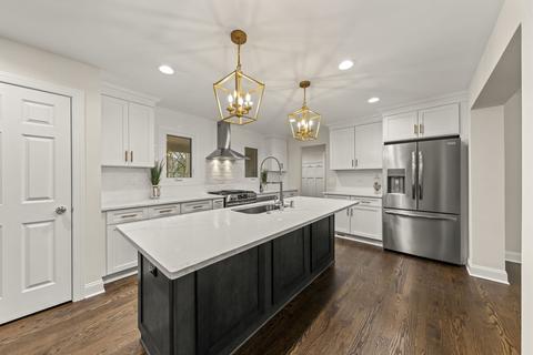 619 Arbor Ave, Wheaton, IL 60187 photo 3