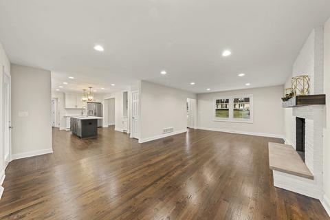 619 Arbor Ave, Wheaton, IL 60187 photo 9