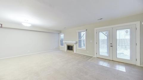 1214 Wheaton Oaks Dr, Wheaton, IL 60187 photo 12